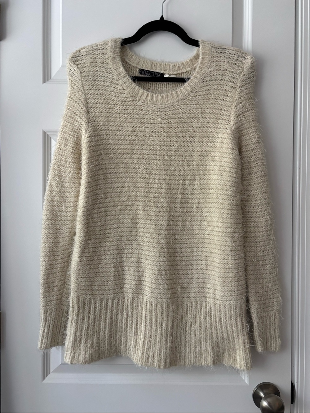 Love Culture Cream Crewneck Fuzzy Knit Sweater XS